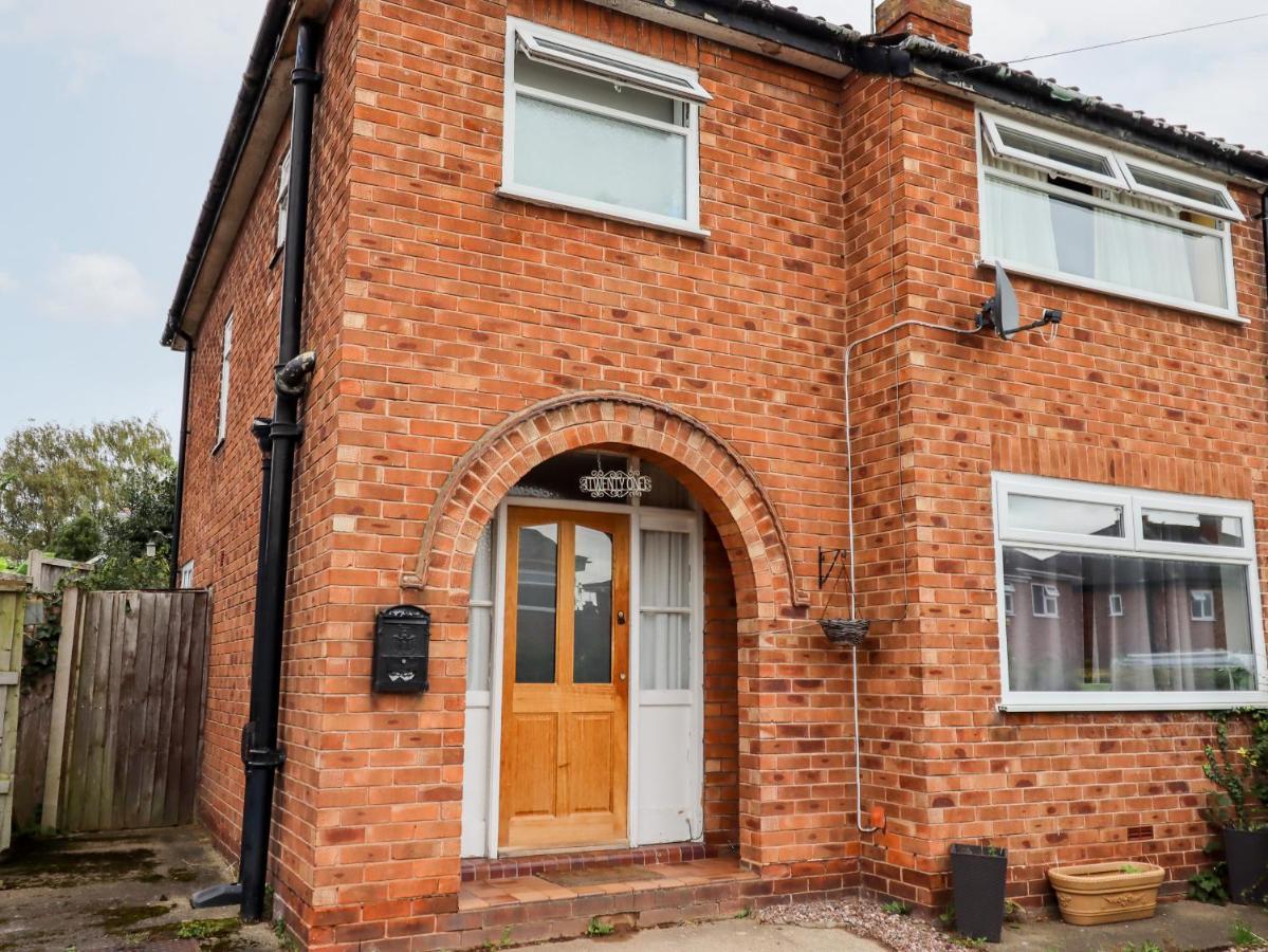 The Hawthorns Villa Chester Exterior foto